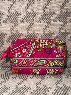 Vera Bradley "Pink Swirls" Quilted Cosmetic Bag – Retired Pattern
